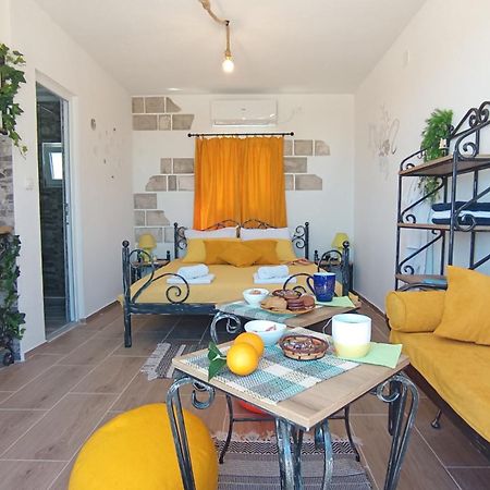 Lustica Apartments Luaran gambar