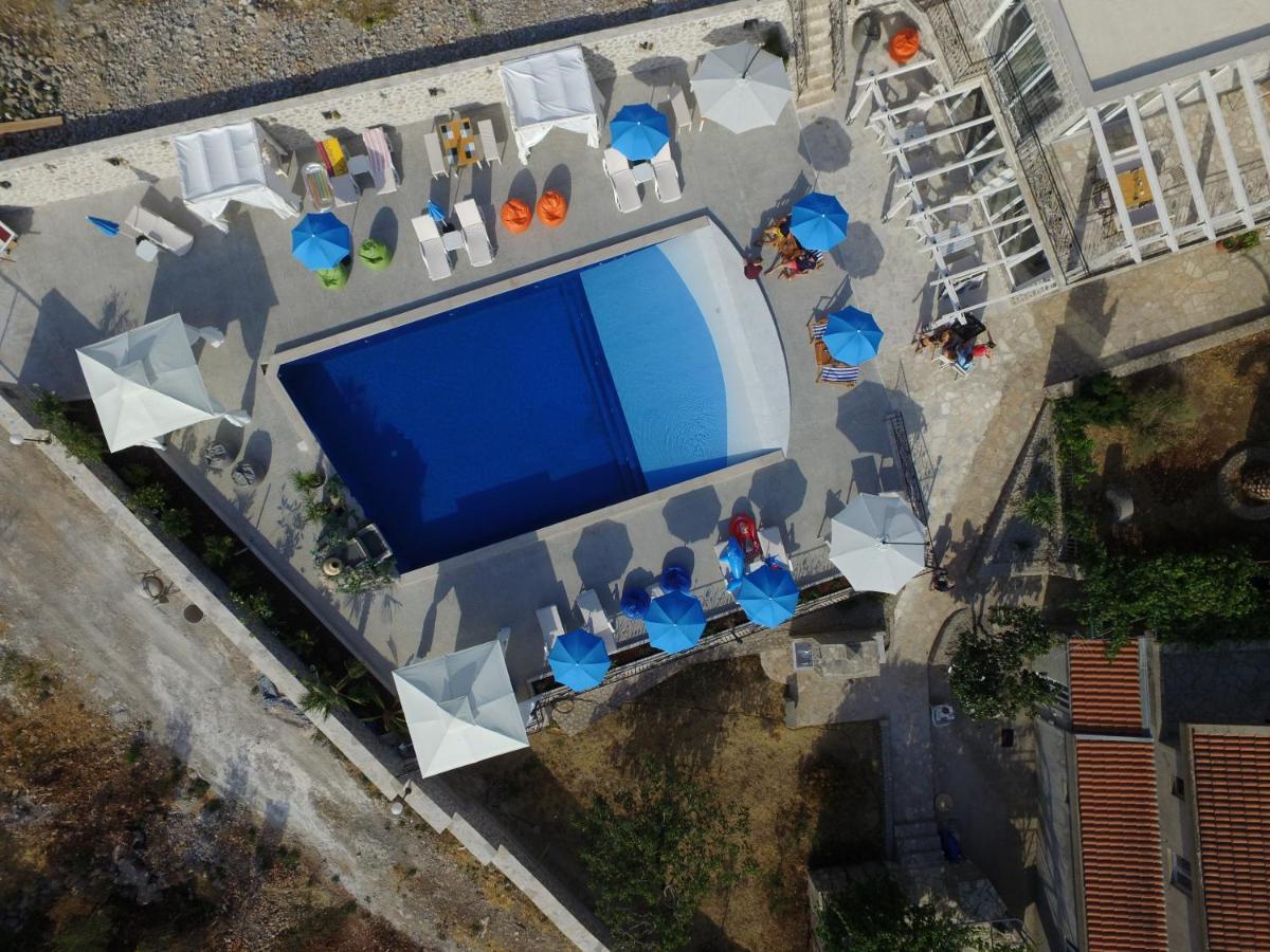 Lustica Apartments Luaran gambar