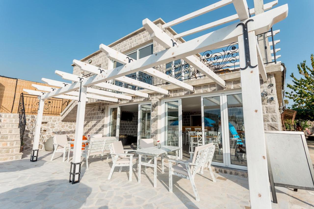 Lustica Apartments Luaran gambar