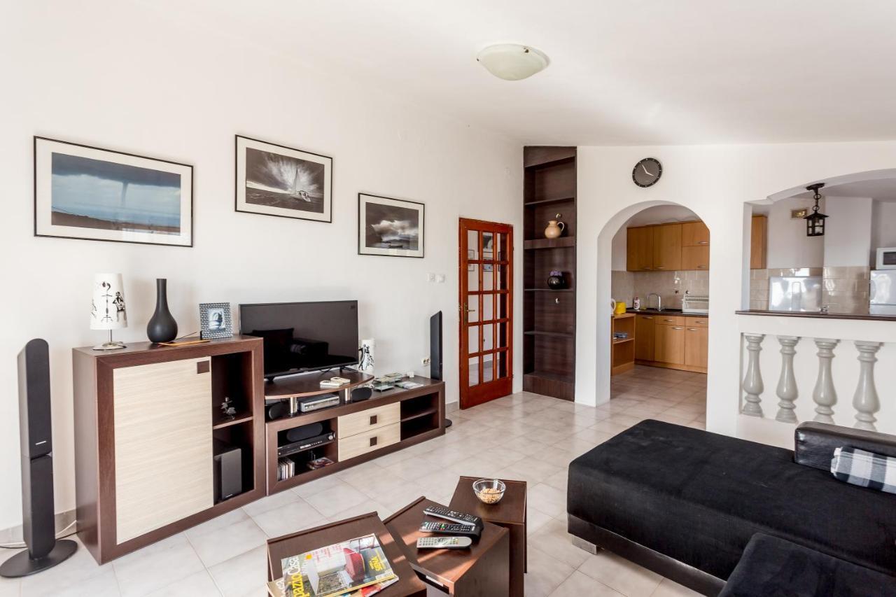 Lustica Apartments Luaran gambar