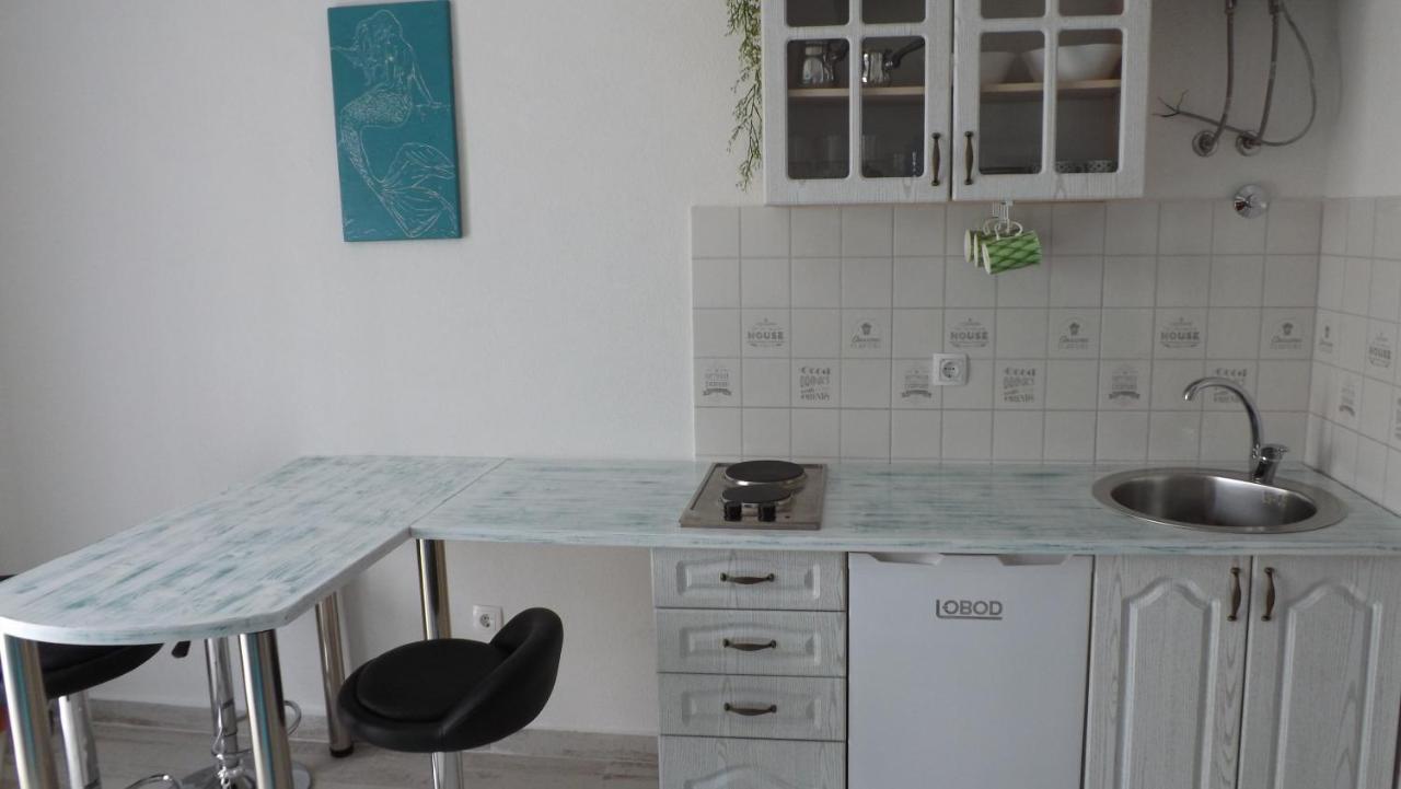 Lustica Apartments Luaran gambar