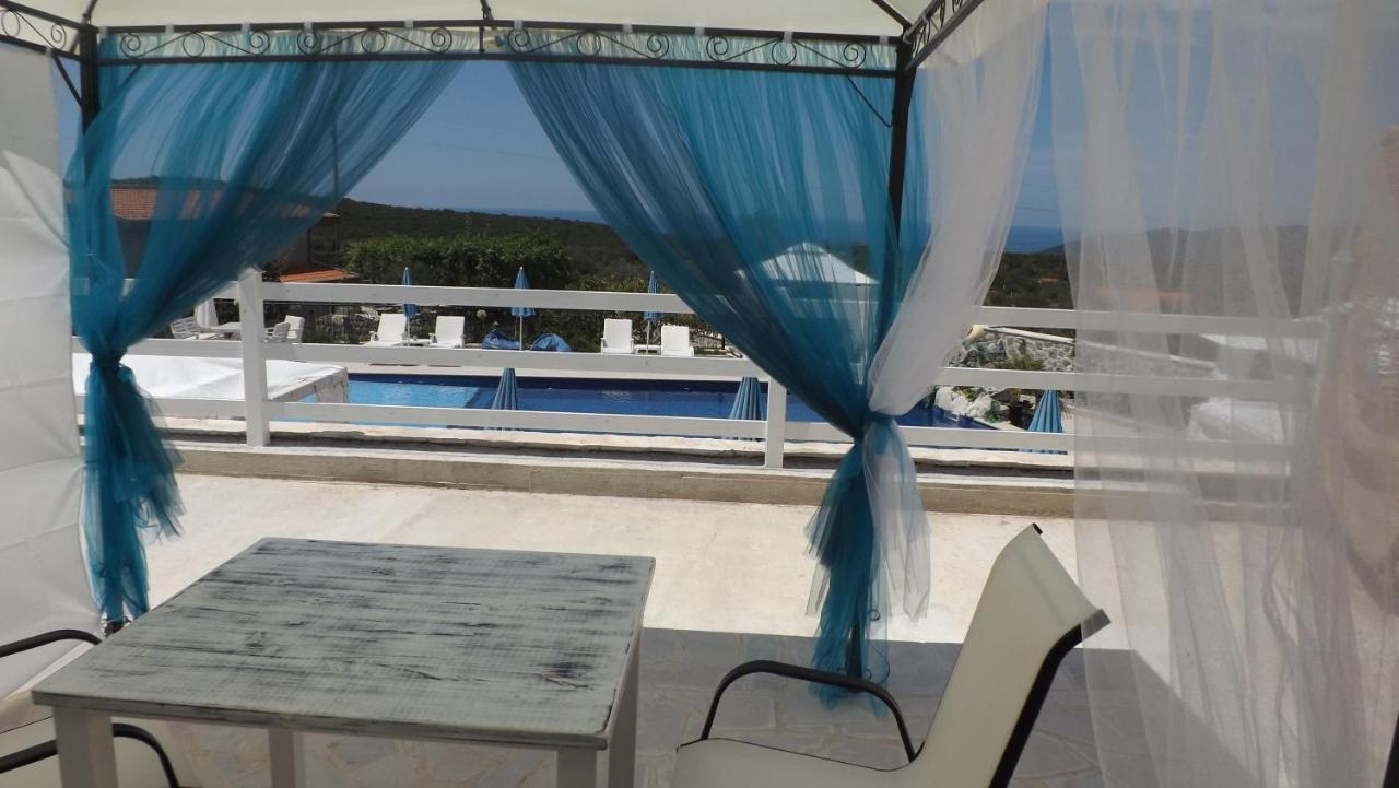 Lustica Apartments Luaran gambar