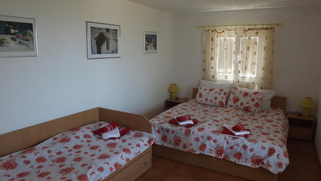 Lustica Apartments Luaran gambar